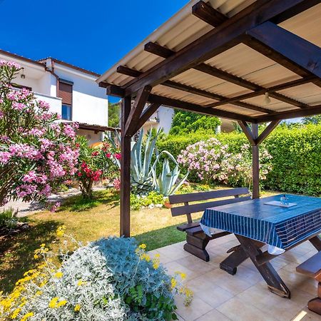 Apartman Kovac Malinska Bagian luar foto