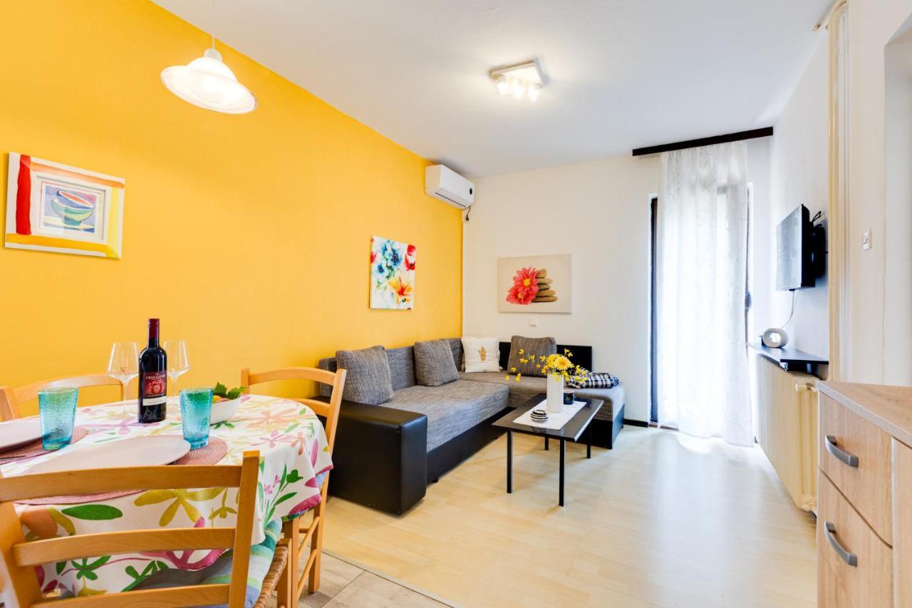 Apartman Kovac Malinska Bagian luar foto