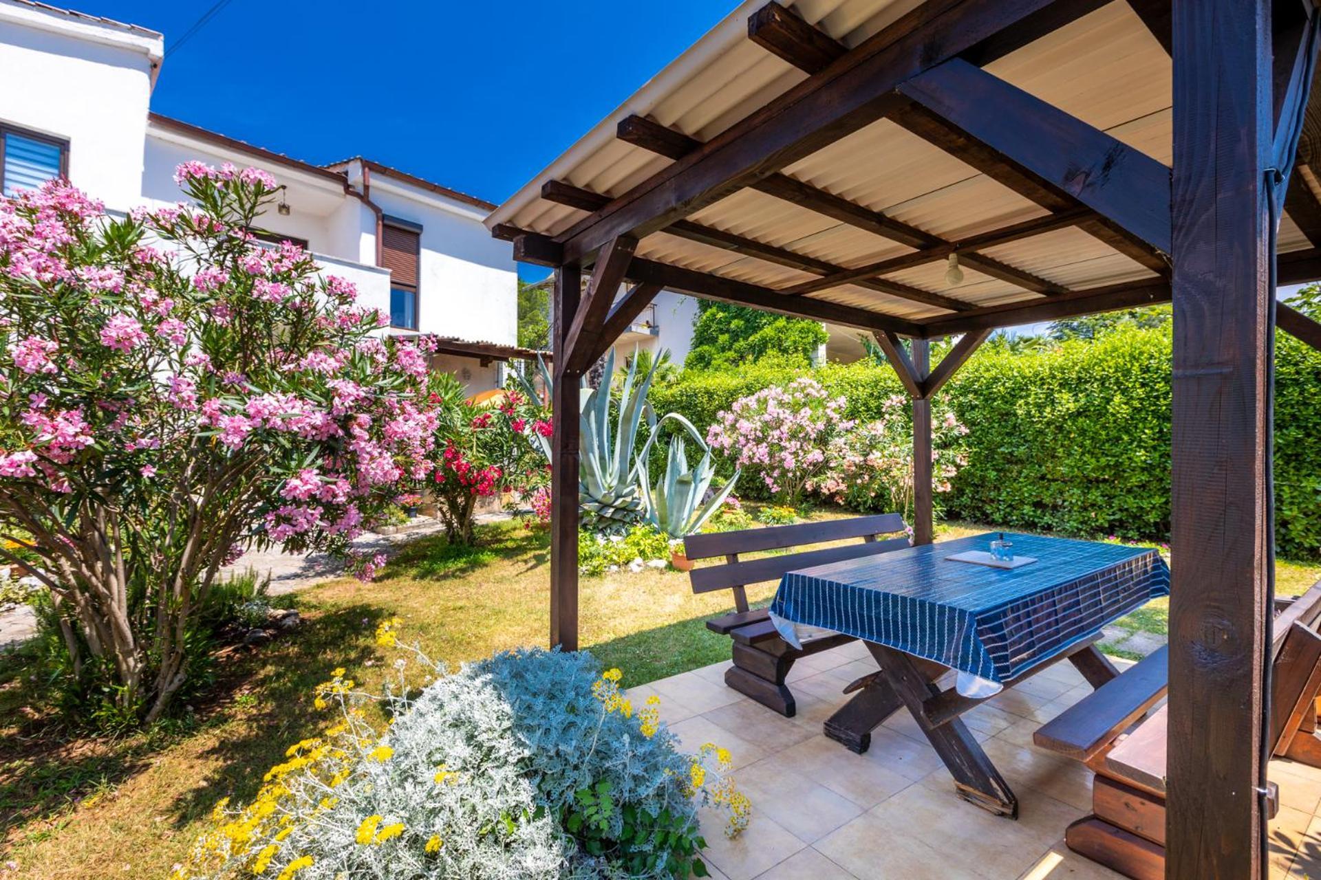 Apartman Kovac Malinska Bagian luar foto